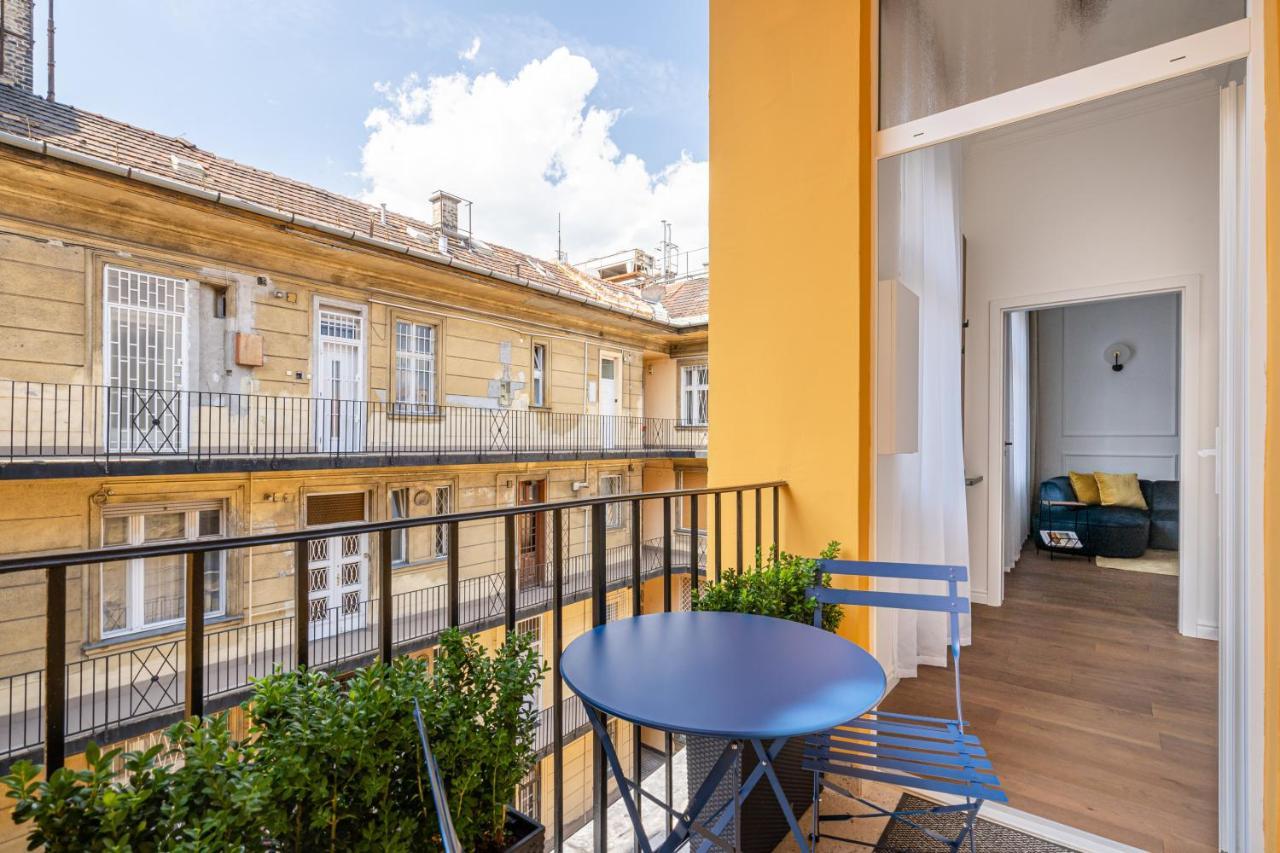 Sky Way Apartment Budapest Bagian luar foto